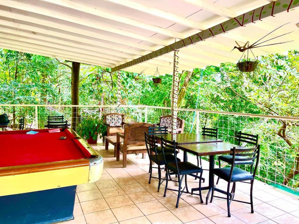 New Hostel Manuel Antonio, Meet New People Exterior photo