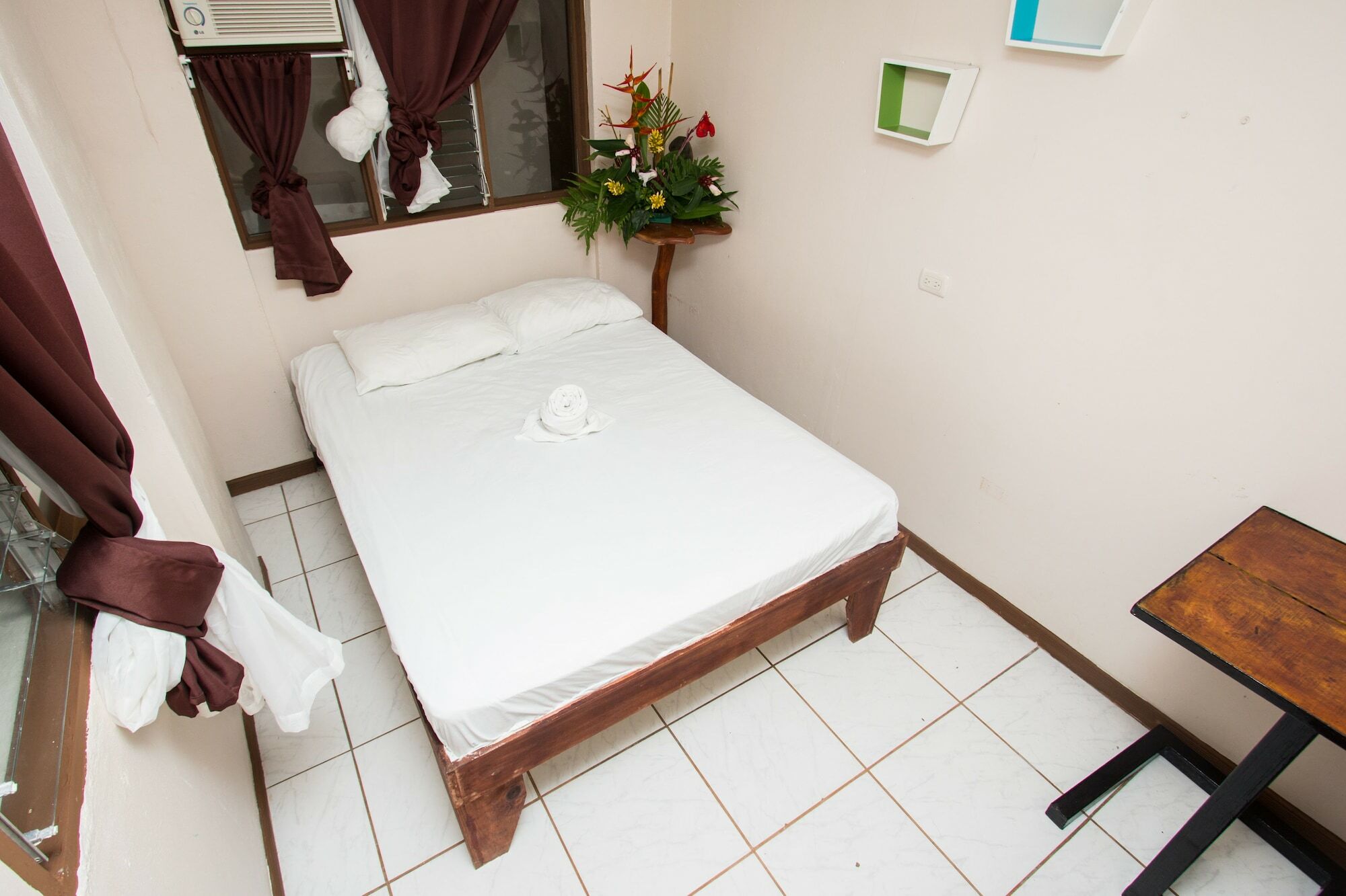 New Hostel Manuel Antonio, Meet New People Exterior photo